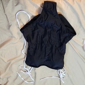 Black/white swimsuit